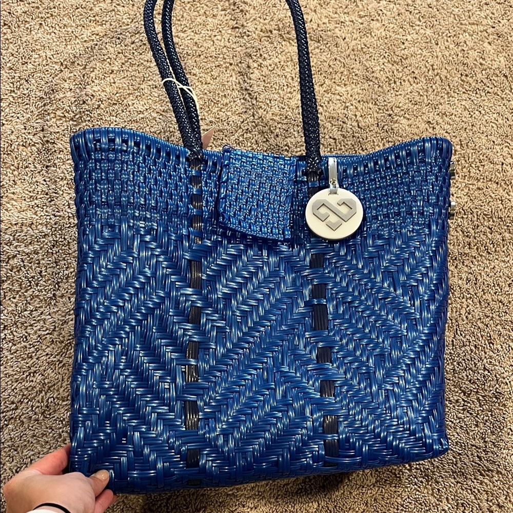 Maria Victoria shoulder bag